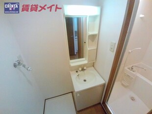 富田浜駅 徒歩5分 2階の物件内観写真